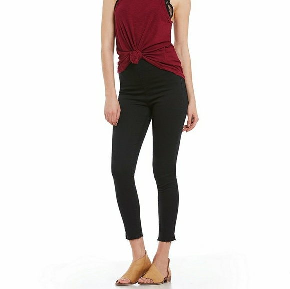 Free People Denim - Free People Frayed Hem Jeggings